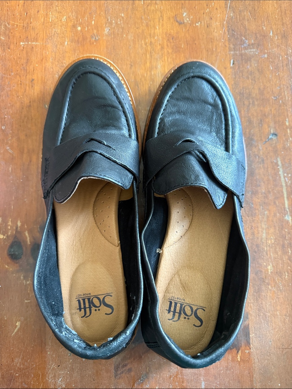 Sofft Black Leather Women's Penny Loafers with Tan Insole